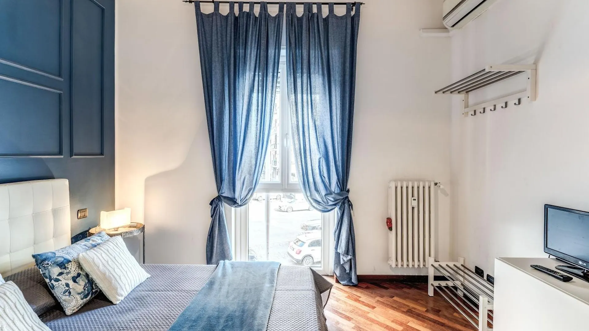 ** Bed & Breakfast Stasera A Casa Da M.E. Hotel Rome Italy