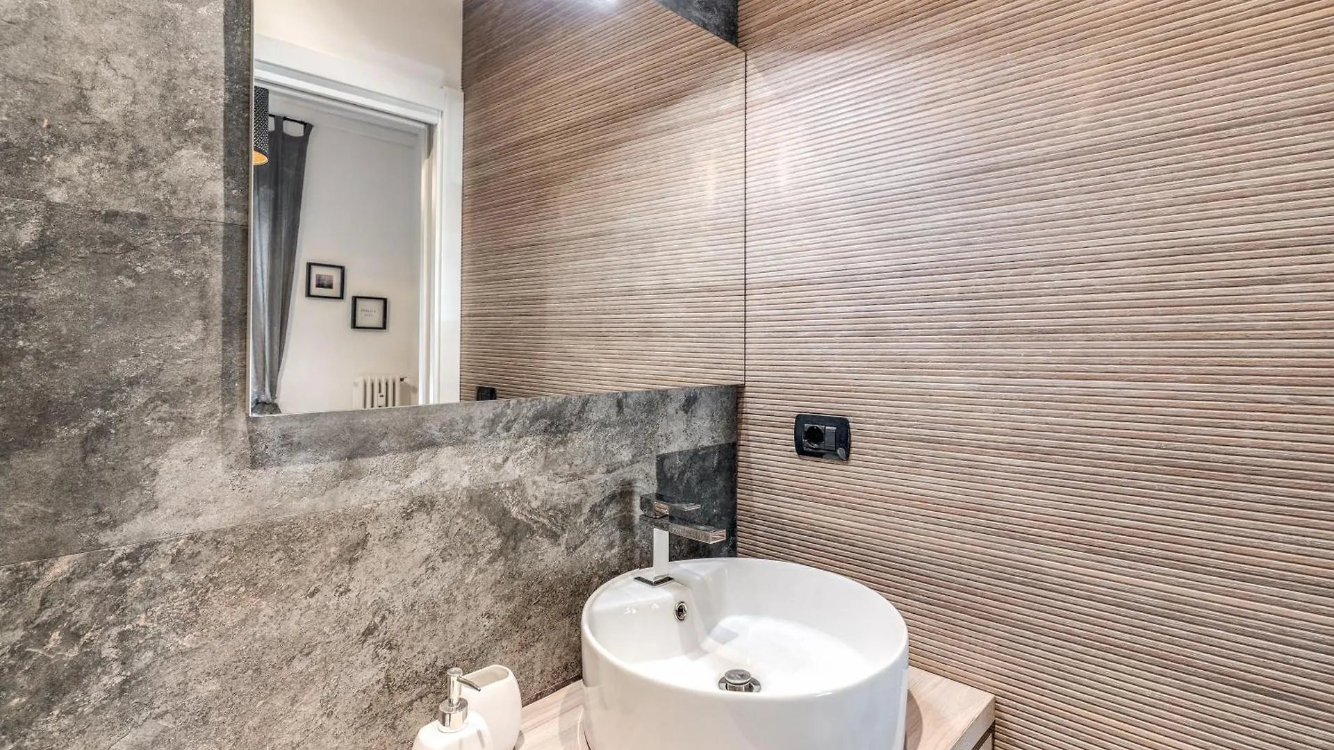Stasera A Casa Da M.E. Hotel Rome Bed & Breakfast