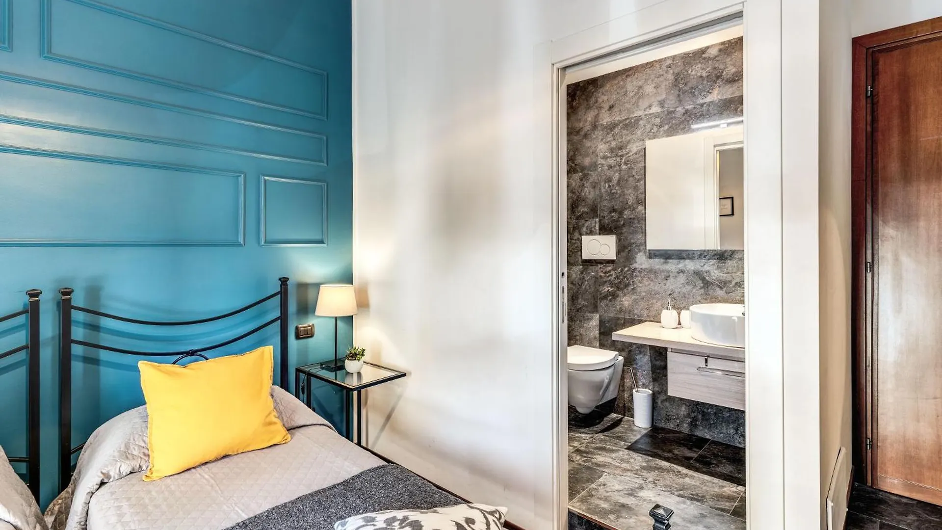 Bed & Breakfast Stasera A Casa Da M.E. Hotel Rome