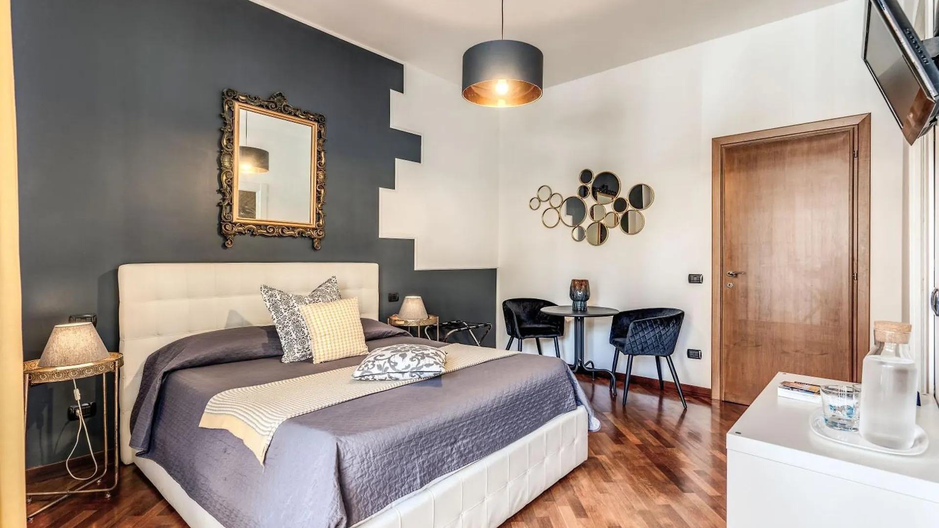 Stasera A Casa Da M.E. Hotel Rome