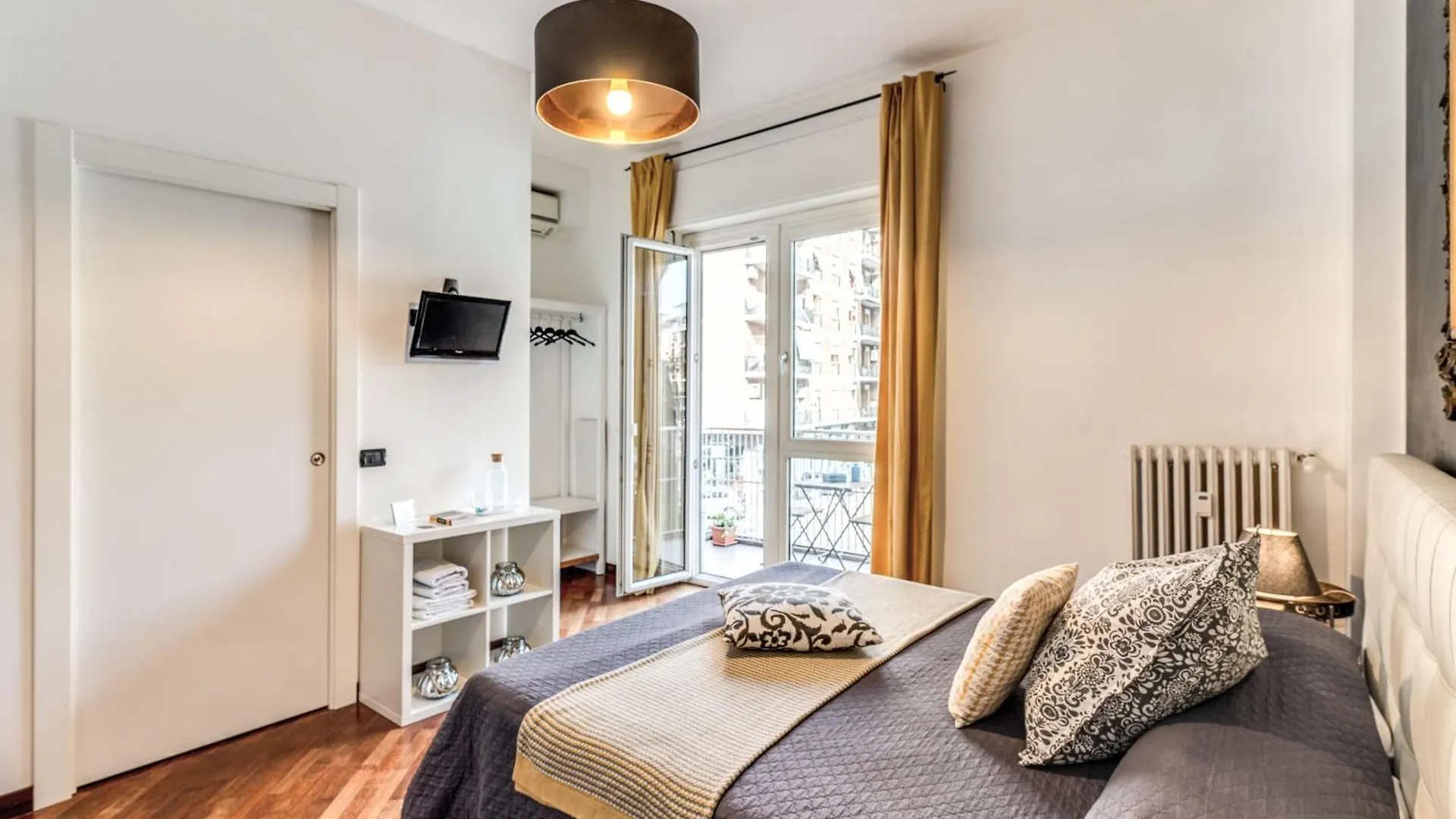 Bed & Breakfast Stasera A Casa Da M.E. Hotel Rome